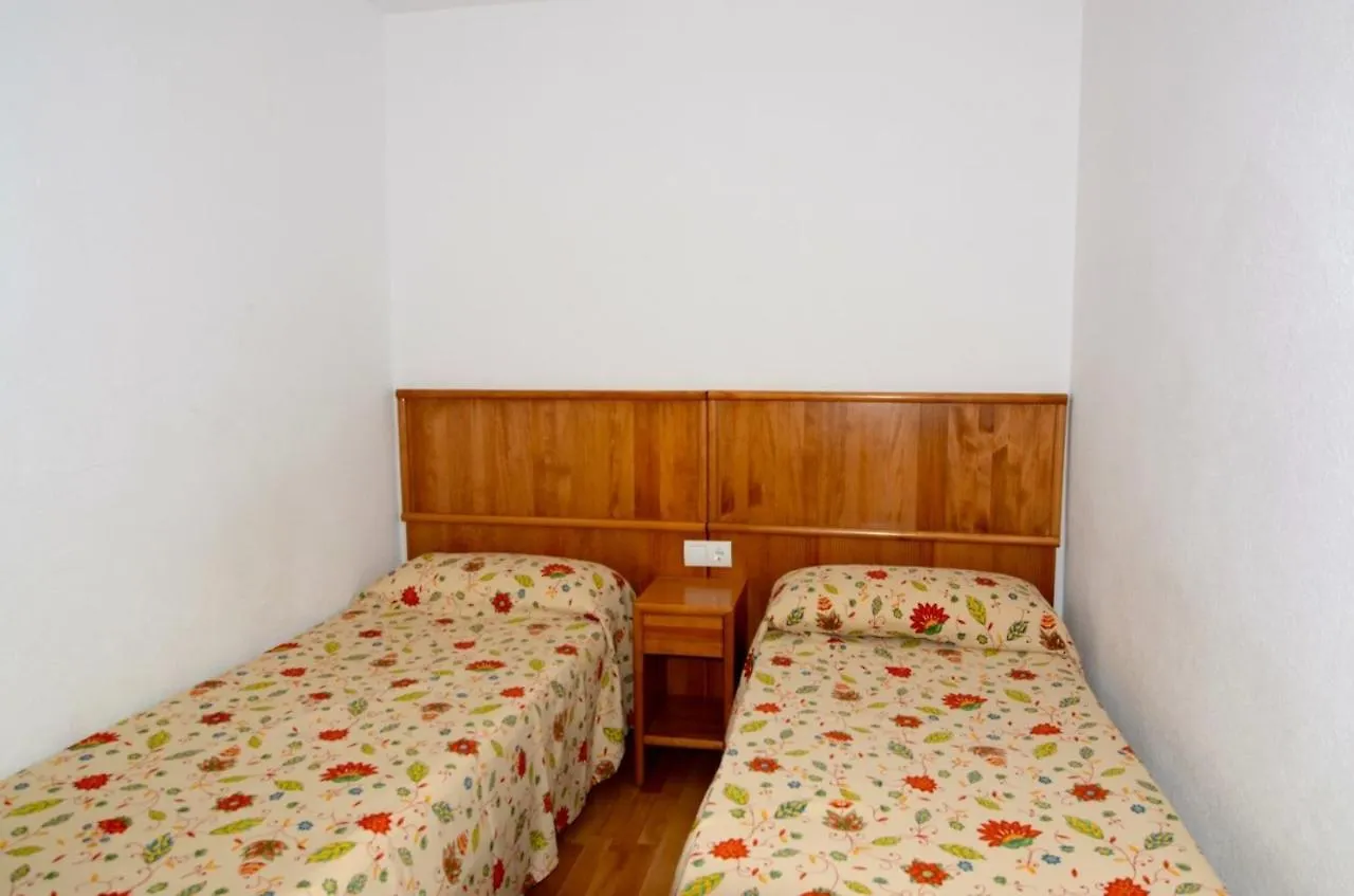 Bonsol 01 - Apartamento Duplex L'Estartit 0*,  Španělsko